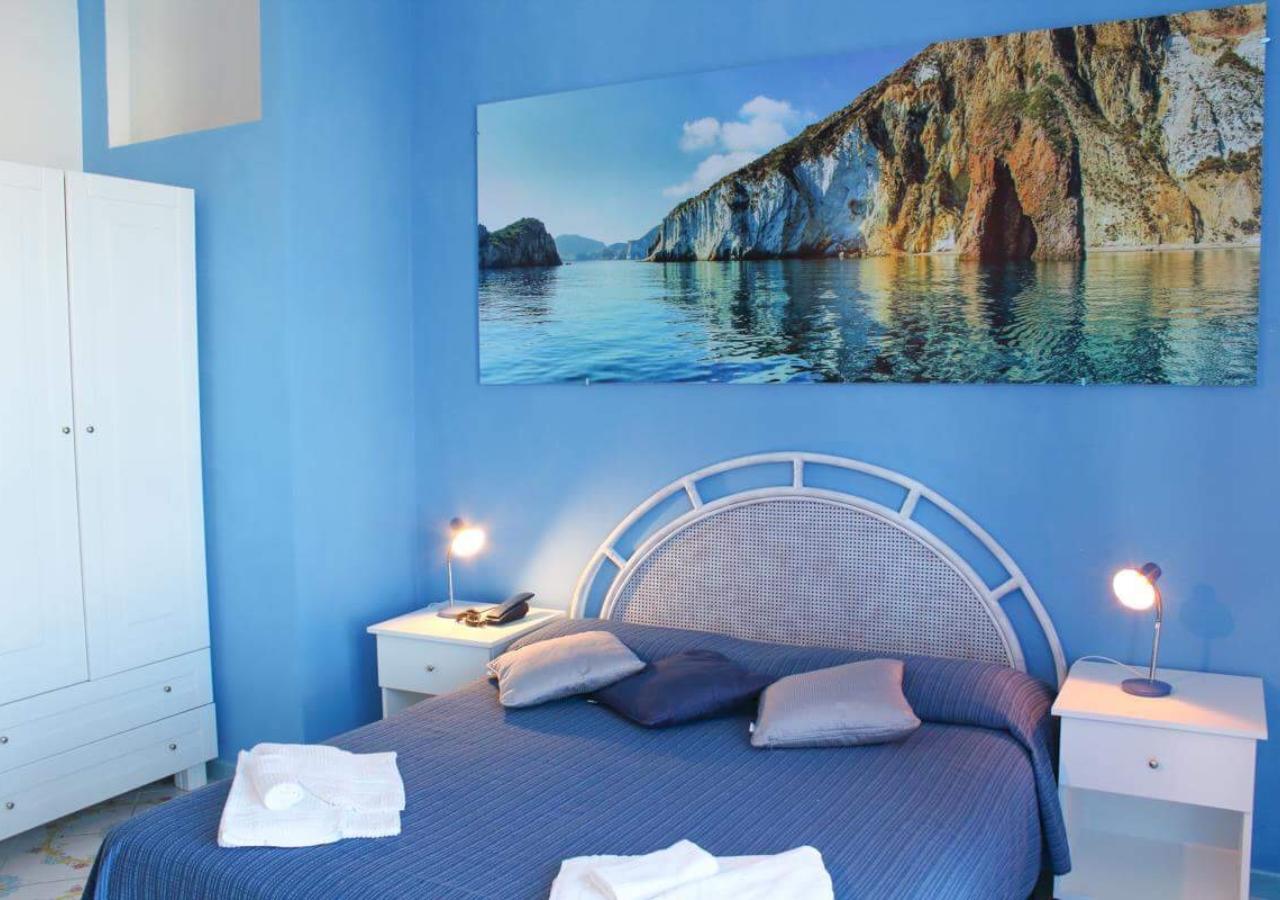 Hotel Ortensia Ponza Exterior photo