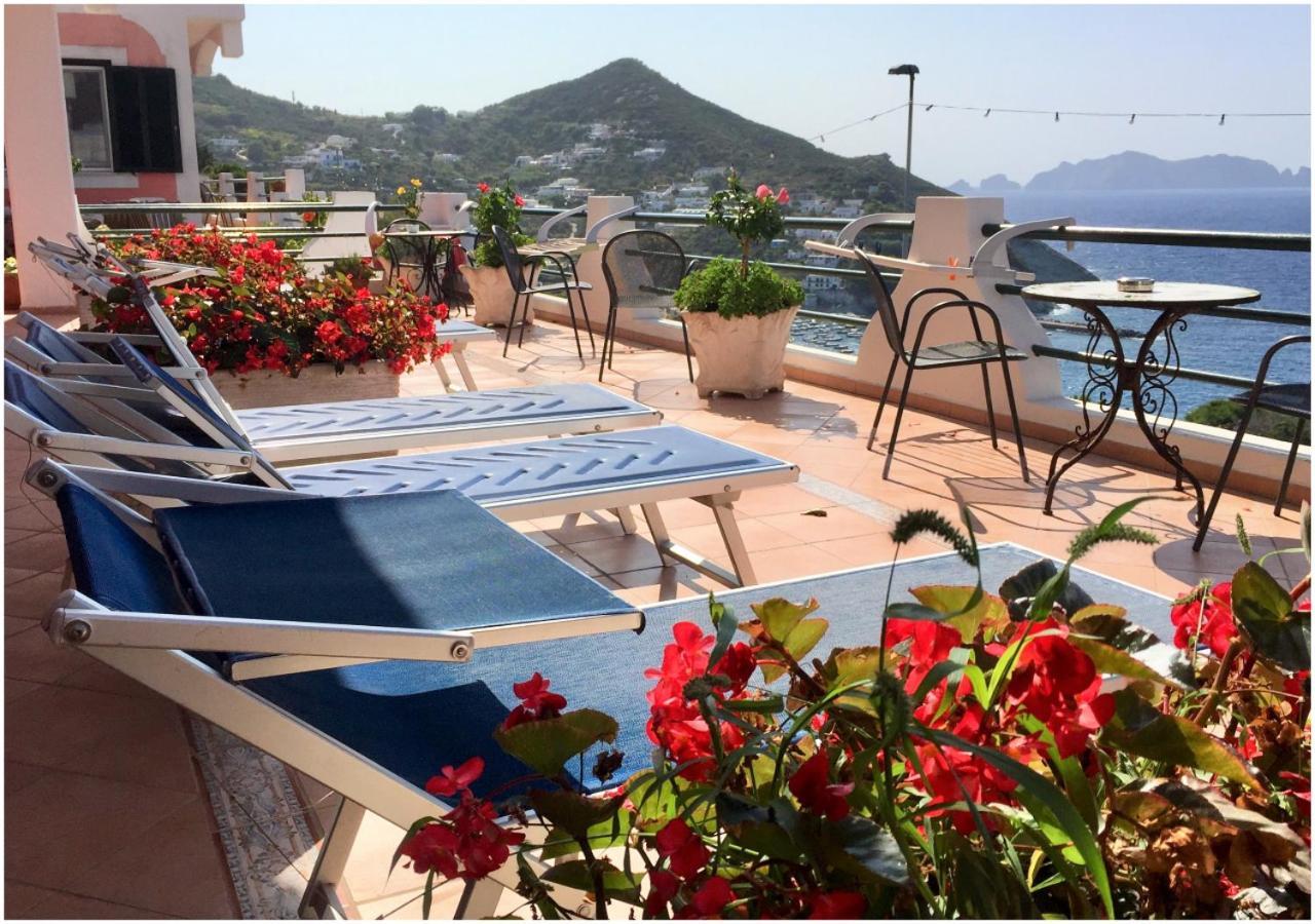 Hotel Ortensia Ponza Exterior photo